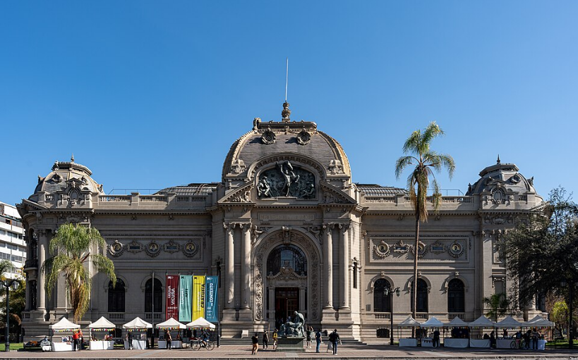 Interior view of a Santiago museum showcasing Chilean artifacts and cultural exhibits.